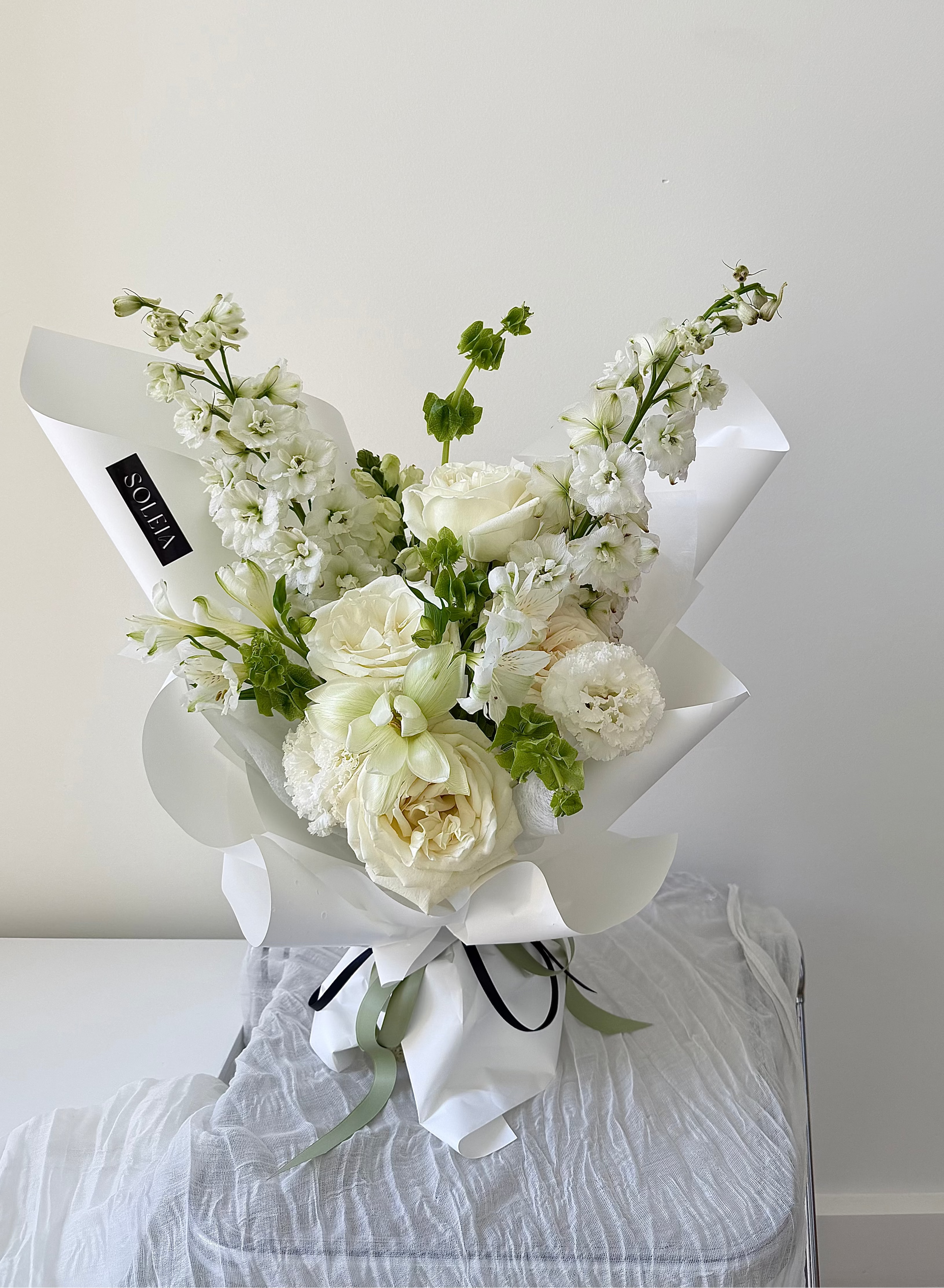 Airy Blanc