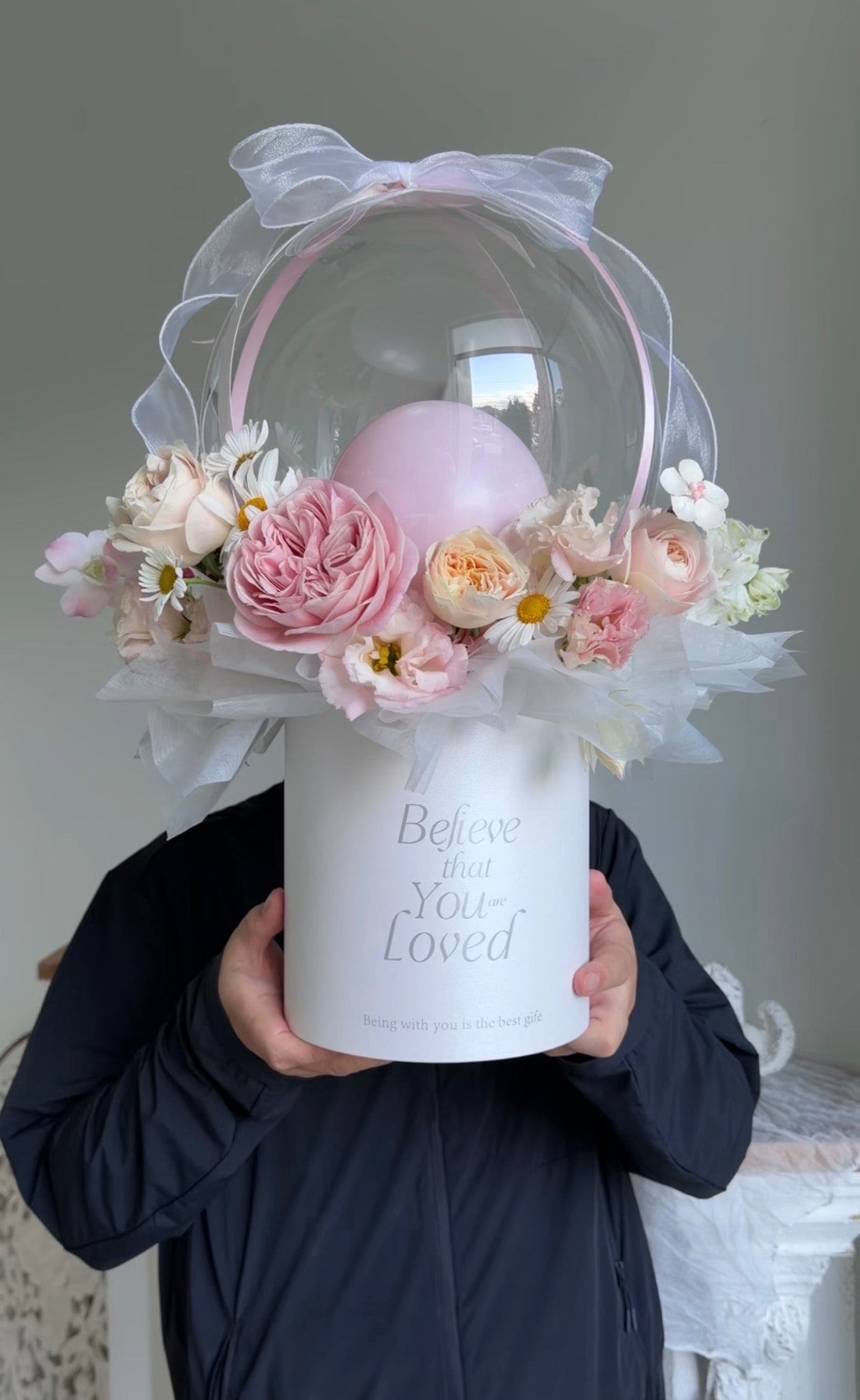 Hat Box with Bubble Balloon