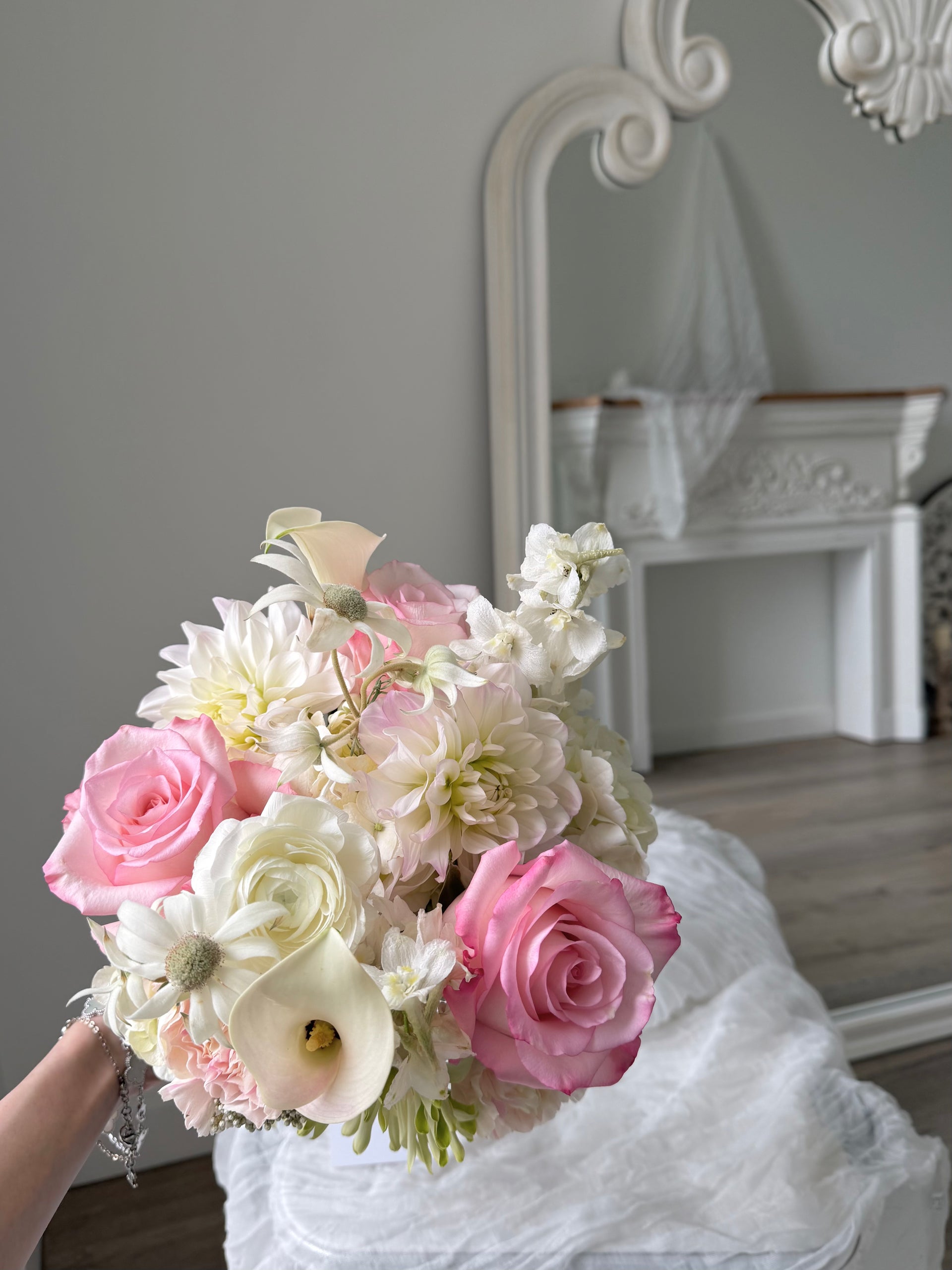 Blush Veil - Floral Posy